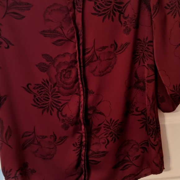 Maurice Shirt Small Burgundy/Wine Floral EUC - Picture 4 of 8